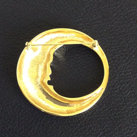Vintage “Man in the Moon” Crescent Brooch - Picture 3 of 4